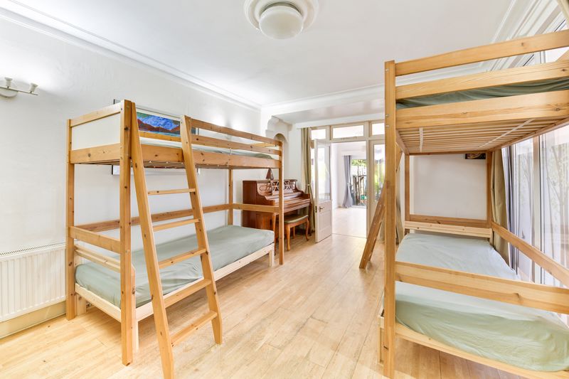 IVY GATE- click for photo gallery